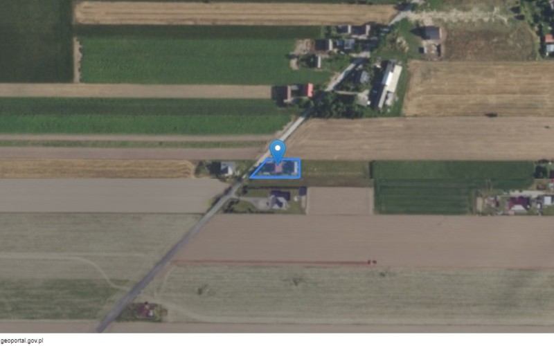 Dom w miejscowości Utrata, Wierzbowa 7 (wielkopolskie). Działka numer: 353/3. Domy. Wierzbowa 7, 63-041, Utrata, (woj. wielkopolskie)