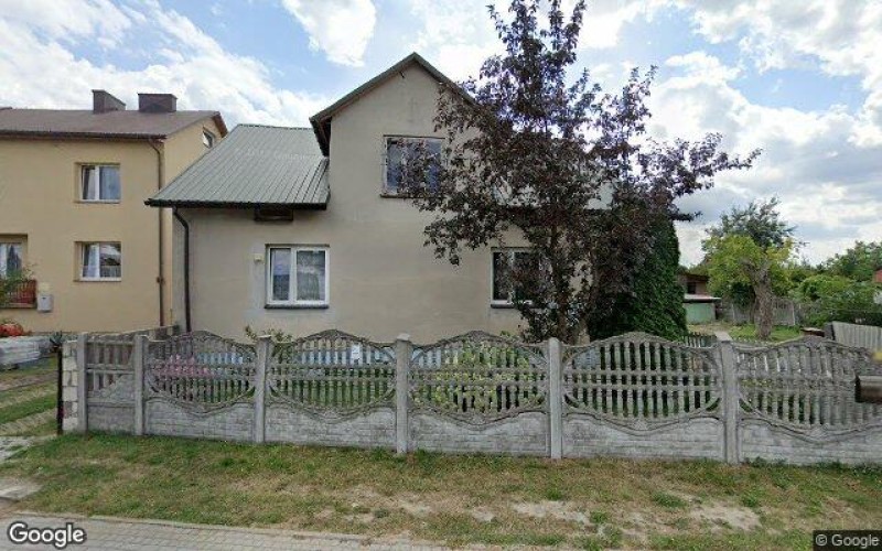 Dom w miejscowości Biłgoraj, Partyzantów (lubelskie). Działka numer: 106/3. Domy. Partyzantów, 23-400, Biłgoraj, (woj. lubelskie)