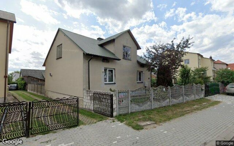 Dom w miejscowości Biłgoraj, Partyzantów (lubelskie). Działka numer: 106/3. Domy. Partyzantów, 23-400, Biłgoraj, (woj. lubelskie)