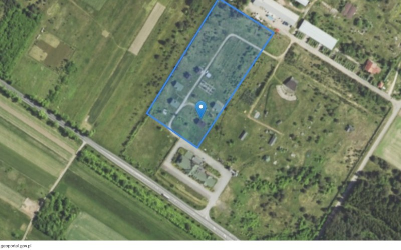 Nieruchomość komercyjna w miejscowości Piasek, Piasek (śląskie). Nieruchomości komercyjne. Piasek, 42-253, Piasek, (woj. śląskie)