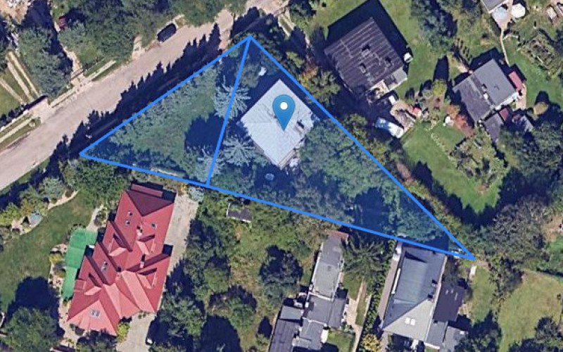 Dom w miejscowości Łódź, Roślinna 28A (łódzkie). Działki numer: 552/17, 604/2. Domy. Roślinna 28A, 91-502, Łódź, (woj. łódzkie)