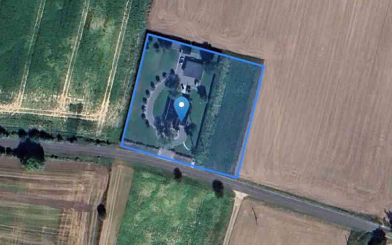 Dom w miejscowości Chalin, Chalin 16 (kujawsko-pomorskie). Działka numer: 195/3. Domy. Chalin 16, 87-610, Chalin, (woj. kujawsko-pomorskie)