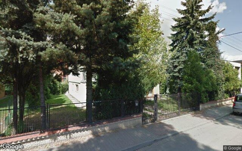 Dom w miejscowości Kęty, Klasztorna 18A (małopolskie). Działka numer: 6830. Domy. Klasztorna 18A, 32-650, Kęty, (woj. małopolskie)