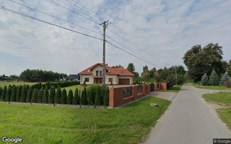 Dom w miejscowości Czarna, Czarna (podkarpackie). Działki numer: 352/6, 351/2. Domy. Czarna, 37-125, Czarna, (woj. podkarpackie)