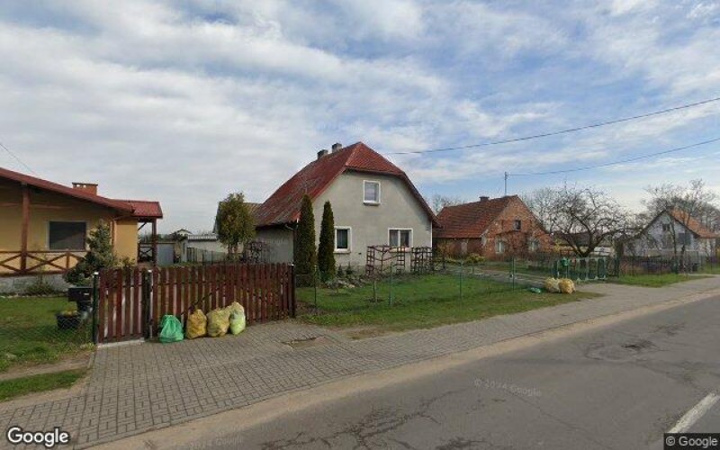 Dom w miejscowości Czarże, Chełmińska 55 (kujawsko-pomorskie). Działka numer: 181/2. Domy. Chełmińska 55, 86-070, Czarże, (woj. kujawsko-pomorskie)