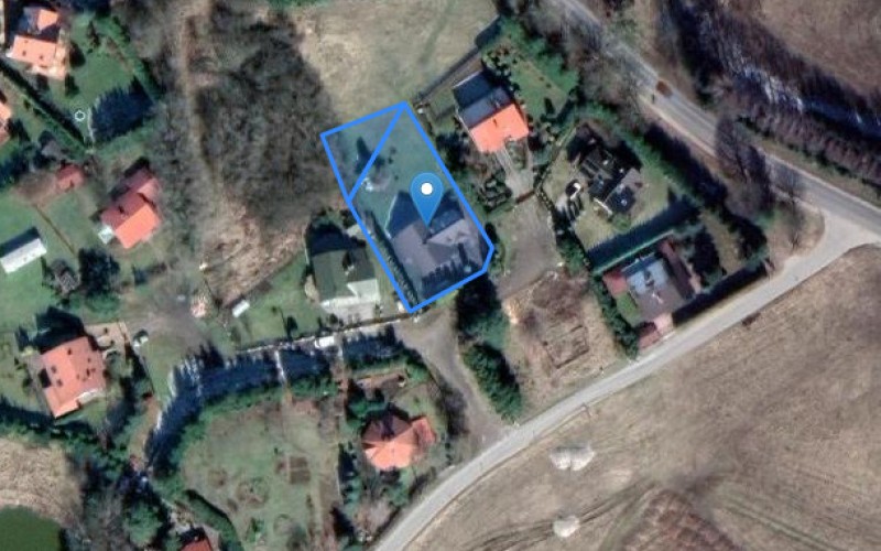 Dom w miejscowości Jonkowo, Wschodnia 15 (warmińsko-mazurskie). Działki numer: 317/93, 317/10. Domy. Wschodnia 15, 11-042, Jonkowo, (woj. warmińsko-mazurskie)