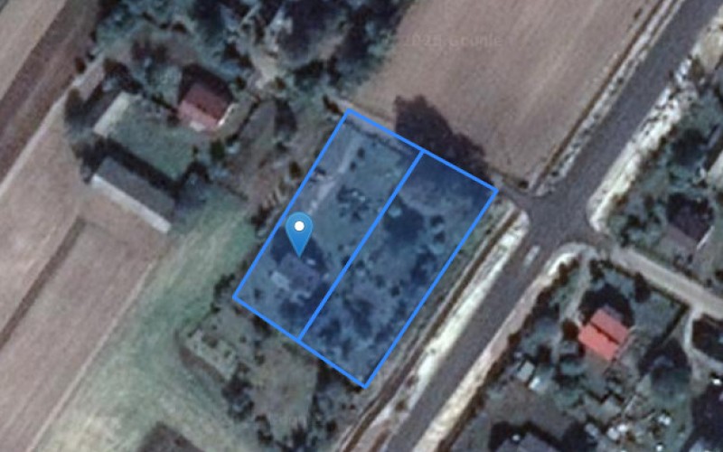 Dom w miejscowości Juliopol, Juliopol (lubelskie). Działki numer: 299/4, 299/5. Domy. Juliopol, 21-220, Juliopol, (woj. lubelskie)