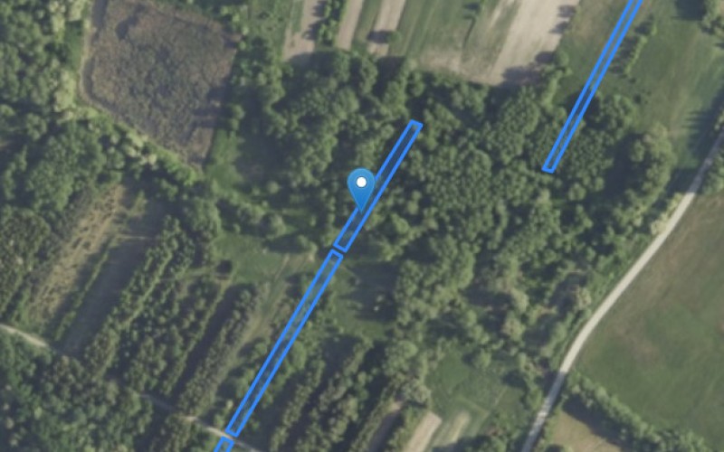 Grunt w miejscowości Charbinowice, Charbinowice (świętokrzyskie). Działki numer: 810, 217, 268, 269, 270, 386, 428, 737, 872, 873. Działki i grunty. Charbinowice, 28-512, Charbinowice, (woj. świętokrzyskie)