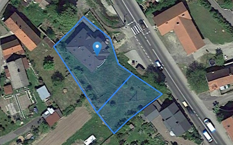 Dom w miejscowości Biedrzychowice, Biedrzychowice 81A (dolnośląskie). Działki numer: 524/4, 523/1. Domy. Biedrzychowice 81A, 59-830, Biedrzychowice, (woj. dolnośląskie)