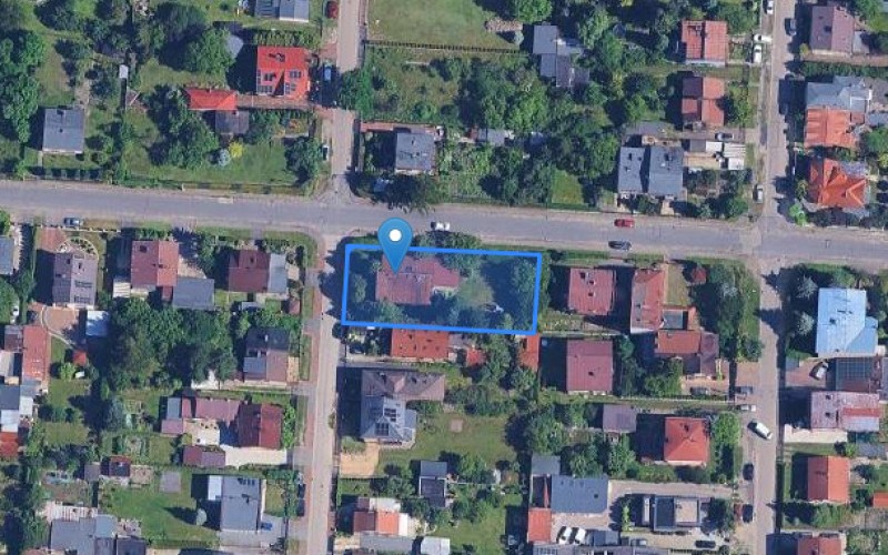 Dom w miejscowości Częstochowa, Wojciecha Kossaka 21 (śląskie). Działki numer: 70/1, 70/2. Domy. Wojciecha Kossaka 21, 42-202, Częstochowa, (woj. śląskie)
