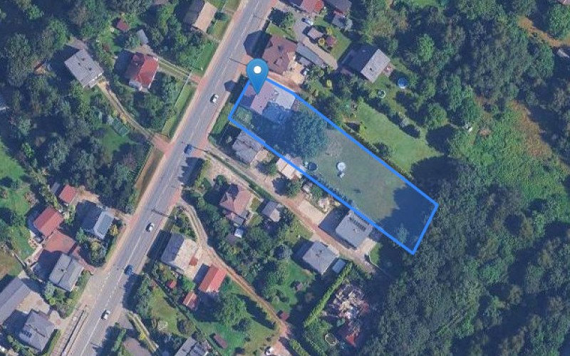 Dom w miejscowości Radlin, Rybnicka 202 (śląskie). Działka numer: 3304/301. Domy. Rybnicka 202, 44-310, Radlin, (woj. śląskie)