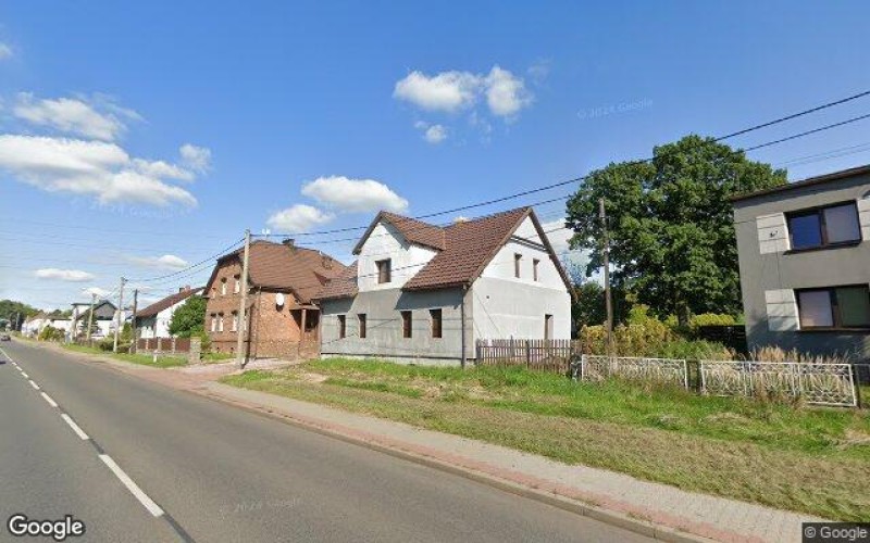 Dom w miejscowości Radlin, Rybnicka 202 (śląskie). Działka numer: 3304/301. Domy. Rybnicka 202, 44-310, Radlin, (woj. śląskie)