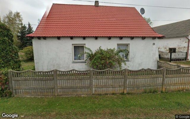 Dom w miejscowości Żychlin, Żychlin 19 (łódzkie). Działki numer: 41, 45, 19, 29, 1. Domy. Żychlin 19, 97-306, Żychlin, (woj. łódzkie)