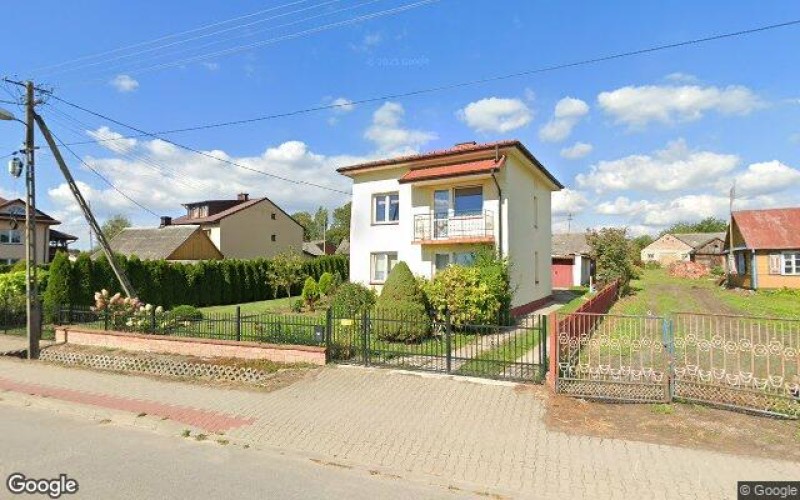 Dom w miejscowości Osiny, Osiny 83 (lubelskie). Działki numer: 1648, 2045, 84, 1828, 2101, 171/1, 2449, 171/4, 171/5, 171/6, 273/1, 273/2, 273/3, 273/4. Domy. Osiny 83, 24-103, Osiny, (woj. lubelskie)