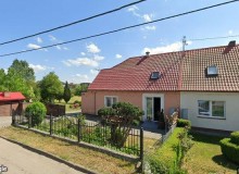 Dom w miejscowości Borzytuchom, Zwycięstwa 11 (pomorskie). Działka numer: 393/3. Domy. Zwycięstwa 11, 77-141, Borzytuchom, (woj. pomorskie)