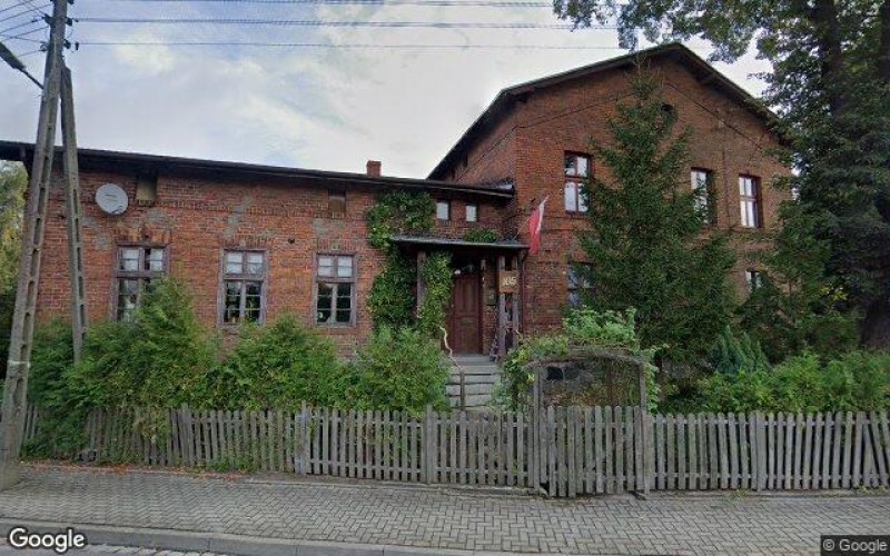 Dom w miejscowości Piaseczno, Piaseczno 105 (zachodniopomorskie). Działka numer: 335. Domy. Piaseczno 105, 74-110, Piaseczno, (woj. zachodniopomorskie)