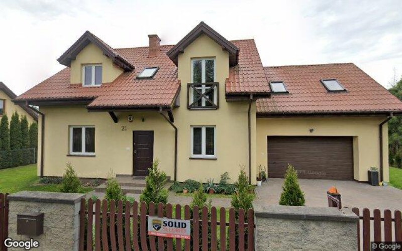 Dom w miejscowości Dziekanów Leśny, Kaczki Dziwaczki 21 (mazowieckie). Działka numer: 107/12. Domy. Kaczki Dziwaczki 21, 05-092, Dziekanów Leśny, (woj. mazowieckie)