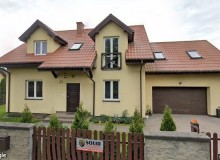 Dom w miejscowości Dziekanów Leśny, Kaczki Dziwaczki 21 (mazowieckie). Działka numer: 107/12. Kaczki Dziwaczki 21, 05-092, Dziekanów Leśny, (woj. mazowieckie)