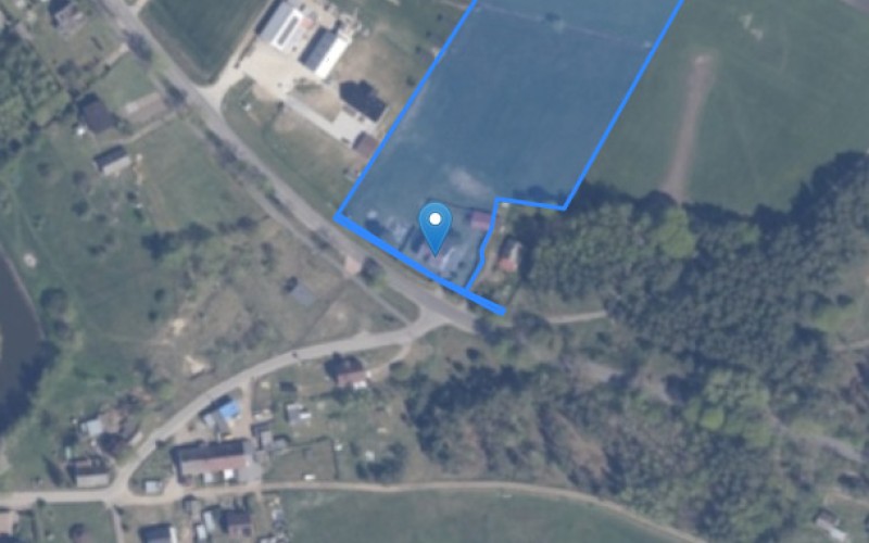 Dom w miejscowości Zamek Kiszewski, Zamek Kiszewski 13A (pomorskie). Działki numer: 125/1, 125/4. Domy. Zamek Kiszewski 13A, 83-430, Zamek Kiszewski, (woj. pomorskie)