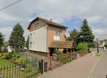 Dom w miejscowości Karlino, Księdza Brzóski 1 (zachodniopomorskie). Działki numer: 153, 144/2, 144/10. Domy. Księdza Brzóski 1, 78-230, Karlino, (woj. zachodniopomorskie)