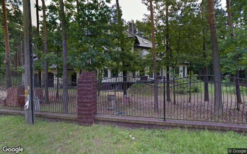 Dom w miejscowości Żarki-Letnisko, Prosta 6 (śląskie). Działka numer: 4669. Domy. Prosta 6, 42-311, Żarki-Letnisko, (woj. śląskie)