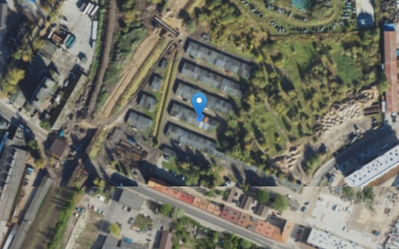 Miejsce postojowe w miejscowości Słupsk, Księcia Józefa Poniatowskiego (pomorskie). Garaże i miejsca postojowe. Księcia Józefa Poniatowskiego, 76-200, Słupsk, (woj. pomorskie)