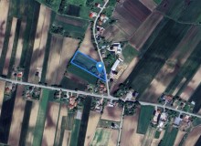 Dom w miejscowości Szarbia Zwierzyniecka, Szarbia Zwierzyniecka 30 (świętokrzyskie). Działka numer: 441. Domy. Szarbia Zwierzyniecka 30, 28-530, Szarbia Zwierzyniecka, (woj. świętokrzyskie)