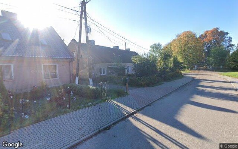 Dom w miejscowości Piniewo, Piniewo 2C (warmińsko-mazurskie). Działki numer: 43, 51. Domy. Piniewo 2C, 14-400, Piniewo, (woj. warmińsko-mazurskie)