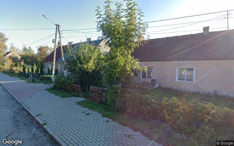 Dom w miejscowości Piniewo, Piniewo 2C (warmińsko-mazurskie). Działki numer: 43, 51. Domy. Piniewo 2C, 14-400, Piniewo, (woj. warmińsko-mazurskie)