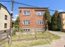 Dom w miejscowości Gniazdów, Woźnicka 102 (śląskie). Działki numer: 3081/2, 3082/6, 3082/3, 3338/2. Woźnicka 102, 42-350, Gniazdów, (woj. śląskie)