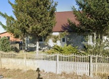 Dom w miejscowości Broniszewice, Broniszewice 151 (wielkopolskie). Działki numer: 120/2, 120/3. Broniszewice 151, 63-304, Broniszewice, (woj. wielkopolskie)