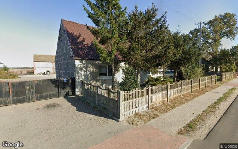 Dom w miejscowości Broniszewice, Broniszewice 151 (wielkopolskie). Działki numer: 120/2, 120/3. Domy. Broniszewice 151, 63-304, Broniszewice, (woj. wielkopolskie)