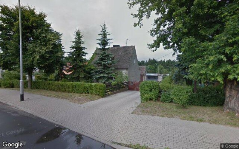 Dom w miejscowości Piła, Aleja Poznańska 173 (wielkopolskie). Działka numer: 290. Domy. Aleja Poznańska 173, 64-920, Piła, (woj. wielkopolskie)