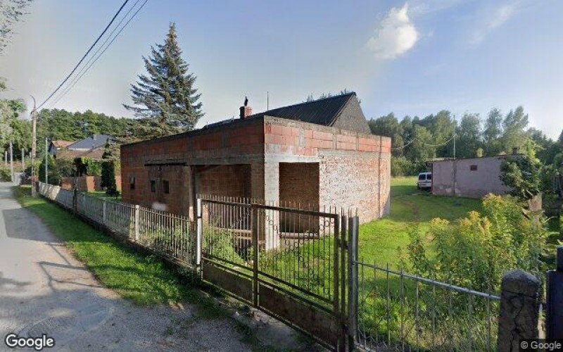 Dom w miejscowości Zalesie Górne, Malinowa 1 (mazowieckie). Działki numer: 6, 16. Domy. Malinowa 1, 05-540, Zalesie Górne, (woj. mazowieckie)