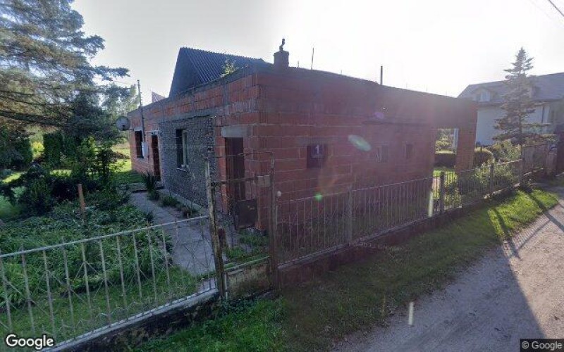 Dom w miejscowości Zalesie Górne, Malinowa 1 (mazowieckie). Działki numer: 6, 16. Domy. Malinowa 1, 05-540, Zalesie Górne, (woj. mazowieckie)