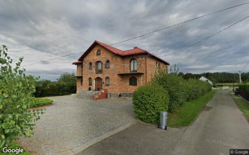 Dom w miejscowości Strumień, Leśna 1 (śląskie). Działka numer: 833/2. Domy. Leśna 1, 43-246, Strumień, (woj. śląskie)