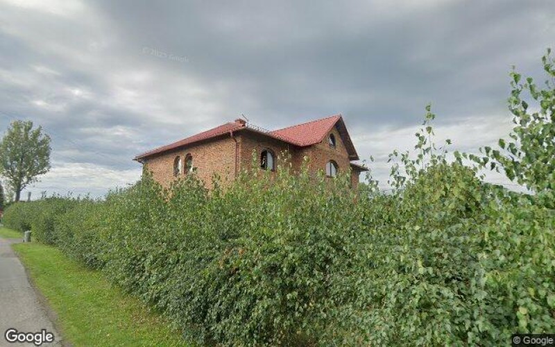 Dom w miejscowości Strumień, Leśna 1 (śląskie). Działka numer: 833/2. Domy. Leśna 1, 43-246, Strumień, (woj. śląskie)