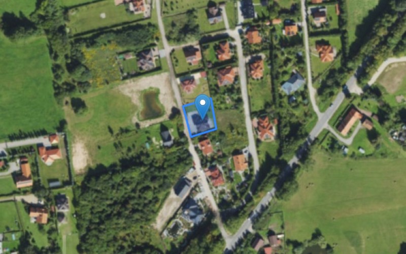 Dom w miejscowości Elbląg, Jarzębinowa 6 (warmińsko-mazurskie). Działka numer: 56/12. Domy. Jarzębinowa 6, 82-300, Elbląg, (woj. warmińsko-mazurskie)