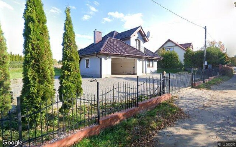 Dom w miejscowości Elbląg, Jarzębinowa 6 (warmińsko-mazurskie). Działka numer: 56/12. Domy. Jarzębinowa 6, 82-300, Elbląg, (woj. warmińsko-mazurskie)