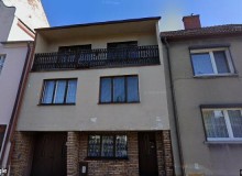 Dom w miejscowości Zbąszyń, Plac Wolności 3A (wielkopolskie). Działki numer: 1128, 1139. Plac Wolności 3A, 64-360, Zbąszyń, (woj. wielkopolskie)