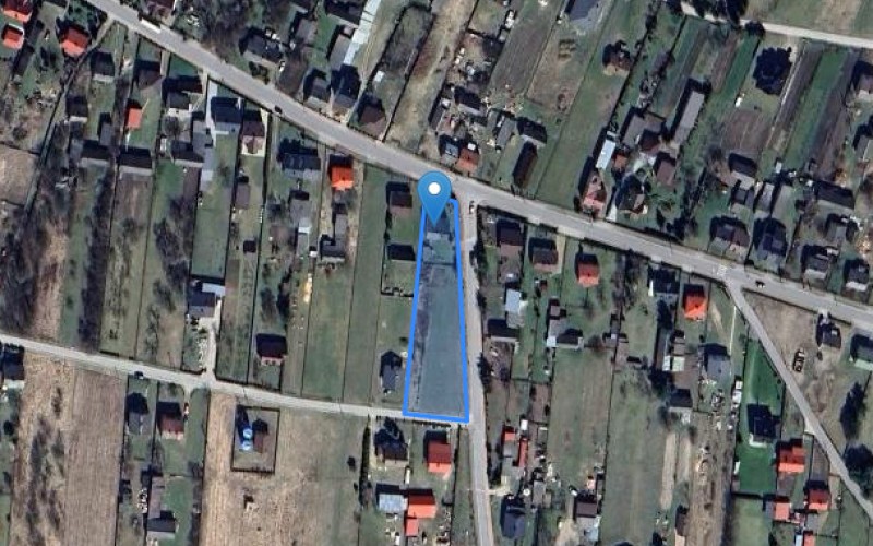 Dom w miejscowości Gowarczów, Aleja Wyzwolenia 36 (świętokrzyskie). Działka numer: 1115. Domy. Aleja Wyzwolenia 36, 26-225, Gowarczów, (woj. świętokrzyskie)