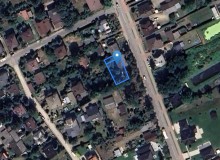 Dom w miejscowości Skierniewice, Świętego Maksymiliana Kolbe 18 (łódzkie). Działki numer: 156, 157. Świętego Maksymiliana Kolbe 18, 96-100, Skierniewice, (woj. łódzkie)