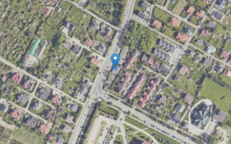 Miejsce postojowe w miejscowości Bielsko-Biała, Armii Krajowej (śląskie). Garaże i miejsca postojowe. Armii Krajowej, 43-316, Bielsko-Biała, (woj. śląskie)