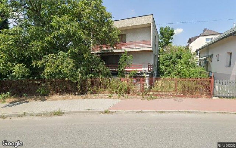 Dom w miejscowości Tarnów, Tarnów (małopolskie). Działka numer: 98. Domy. Tarnów, 33-110, Tarnów, (woj. małopolskie)