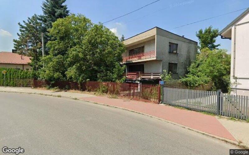 Dom w miejscowości Tarnów, Tarnów (małopolskie). Działka numer: 98. Domy. Tarnów, 33-110, Tarnów, (woj. małopolskie)