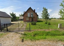 Dom w miejscowości Hołudza, Hołudza (świętokrzyskie). Działki numer: 120/1, 121. Hołudza, 28-160, Hołudza, (woj. świętokrzyskie)