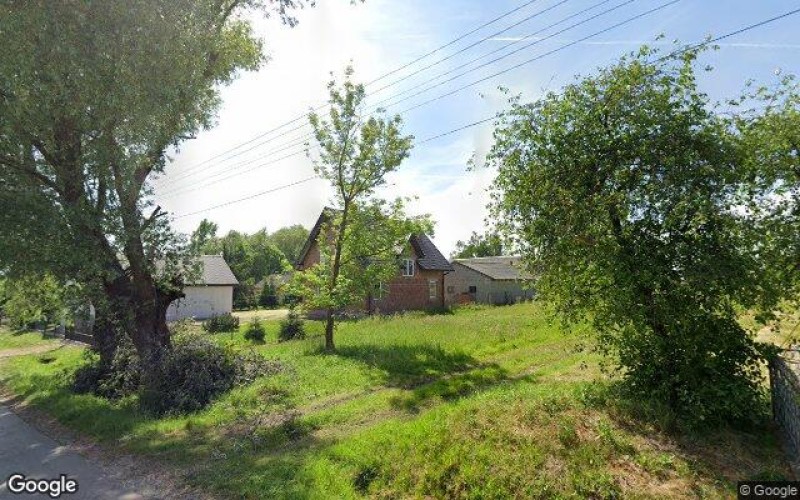 Dom w miejscowości Hołudza, Hołudza (świętokrzyskie). Działki numer: 120/1, 121. Domy. Hołudza, 28-160, Hołudza, (woj. świętokrzyskie)