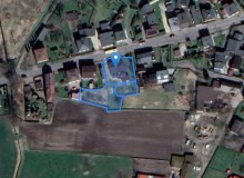 Dom w miejscowości Błędów, Odrodzenia 11 (śląskie). Działki numer: 479, 475, 476. Odrodzenia 11, 41-403, Błędów, (woj. śląskie)