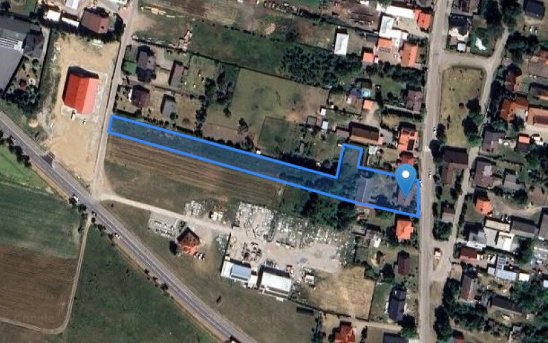 Dom w miejscowości Kisiny, Kisiny 12 (warmińsko-mazurskie). Działka numer: 724. Domy. Kisiny 12, 13-200, Kisiny, (woj. warmińsko-mazurskie)