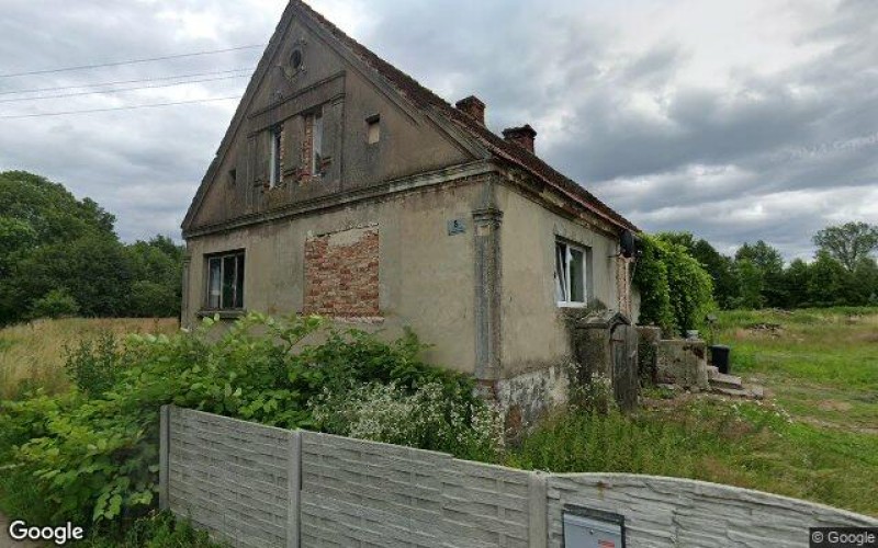 Dom w miejscowości Gola, Gola (lubuskie). Działki numer: 3/3, 3/1, 3/2. Domy. Gola, 66-615, Gola, (woj. lubuskie)